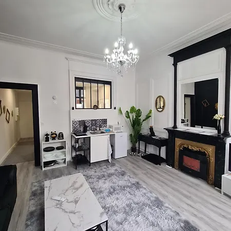 La Versailles Avec Jaccuzzi Prive - Luxe - Hypercentre *