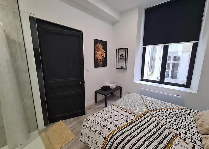 Apartment La Versailles Luxe - Espace Bien Etre